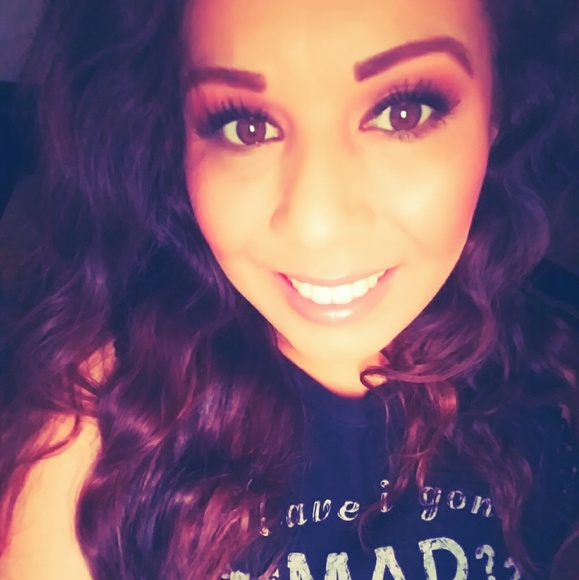 Meet your Posher - Picture 1 of 1